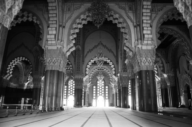 A peek into the Grand Mosque in Tangier (I was not allowed to bring my estrogen inside)