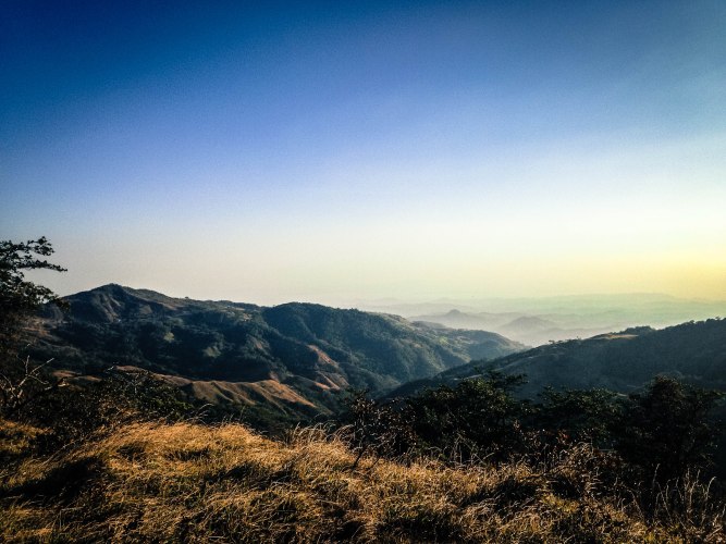 Monteverde & Puntarenas iPhone-2